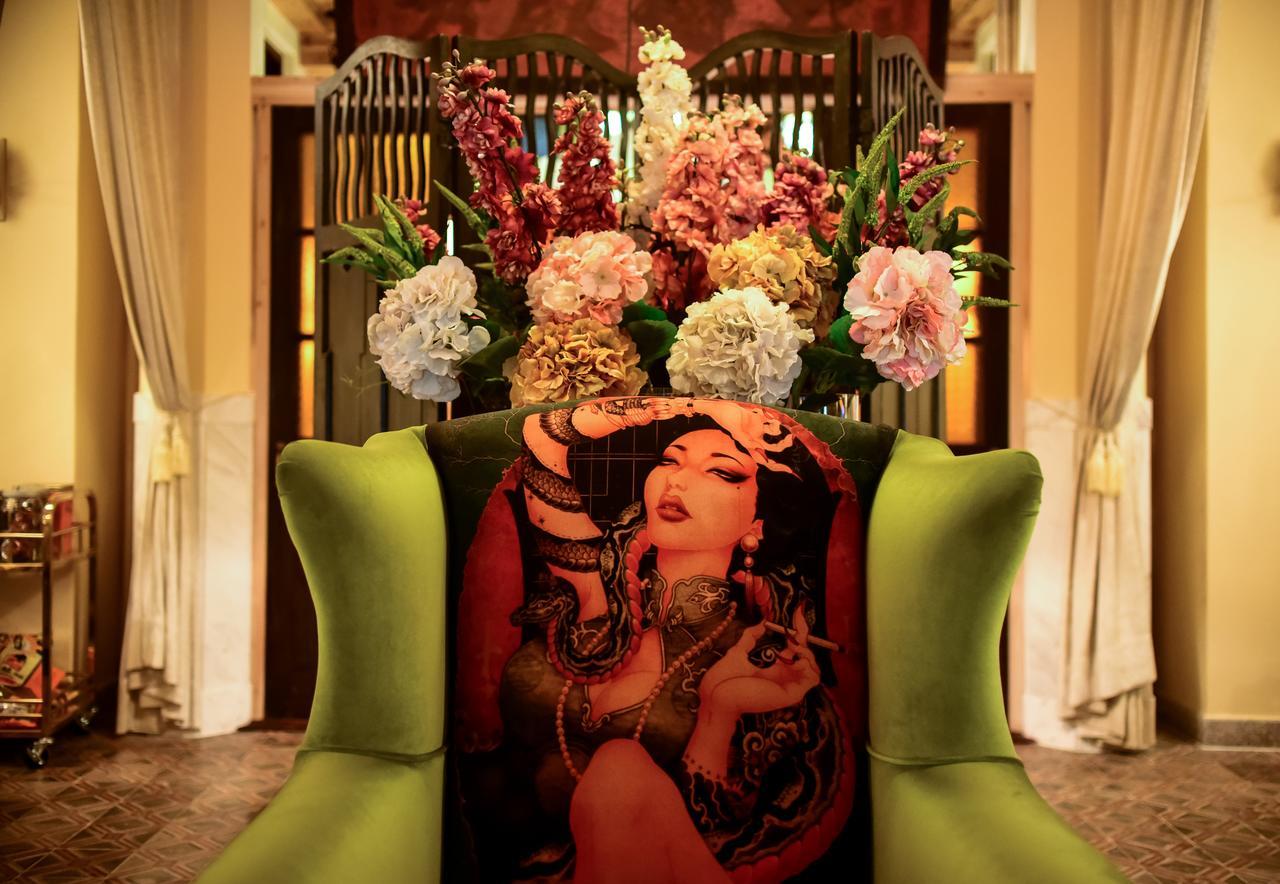 Imperial Guard Boutique Hotel御前侍卫艺术精品酒店 Yi (Anhui) Bagian luar foto